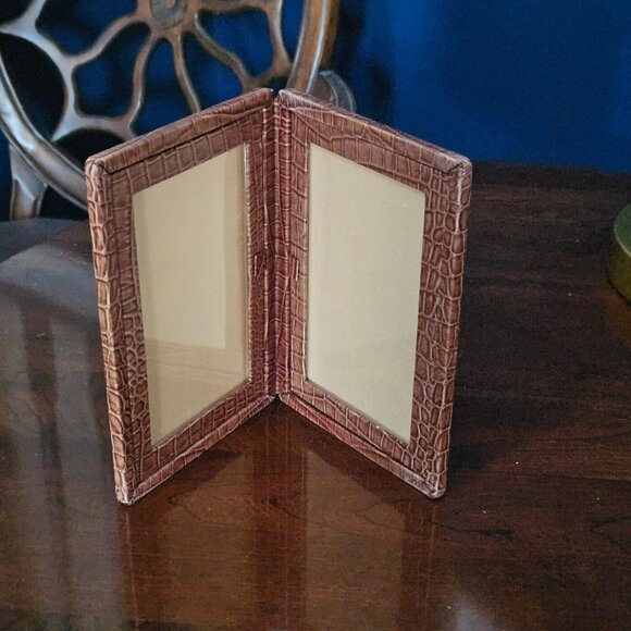 RARE MONICA RICH KOSANN DOUBLE BROWN ITALIAN LEATHER FOLDING FRAME IMAGE CASE - Picture 4 of 15